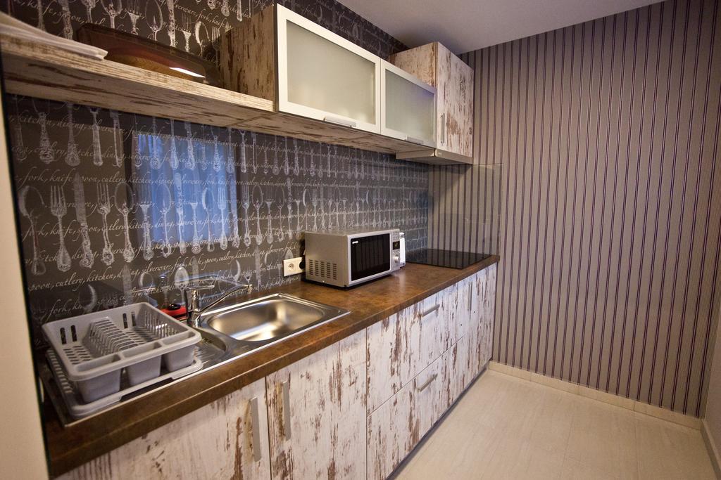 Levendula Apartmanhaz Sarvar Room photo