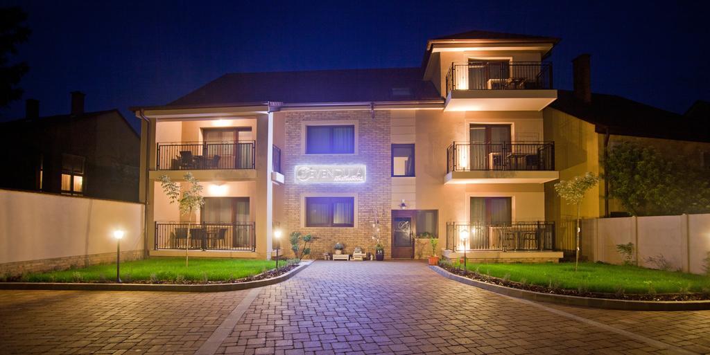 Levendula Apartmanhaz Sarvar Exterior photo