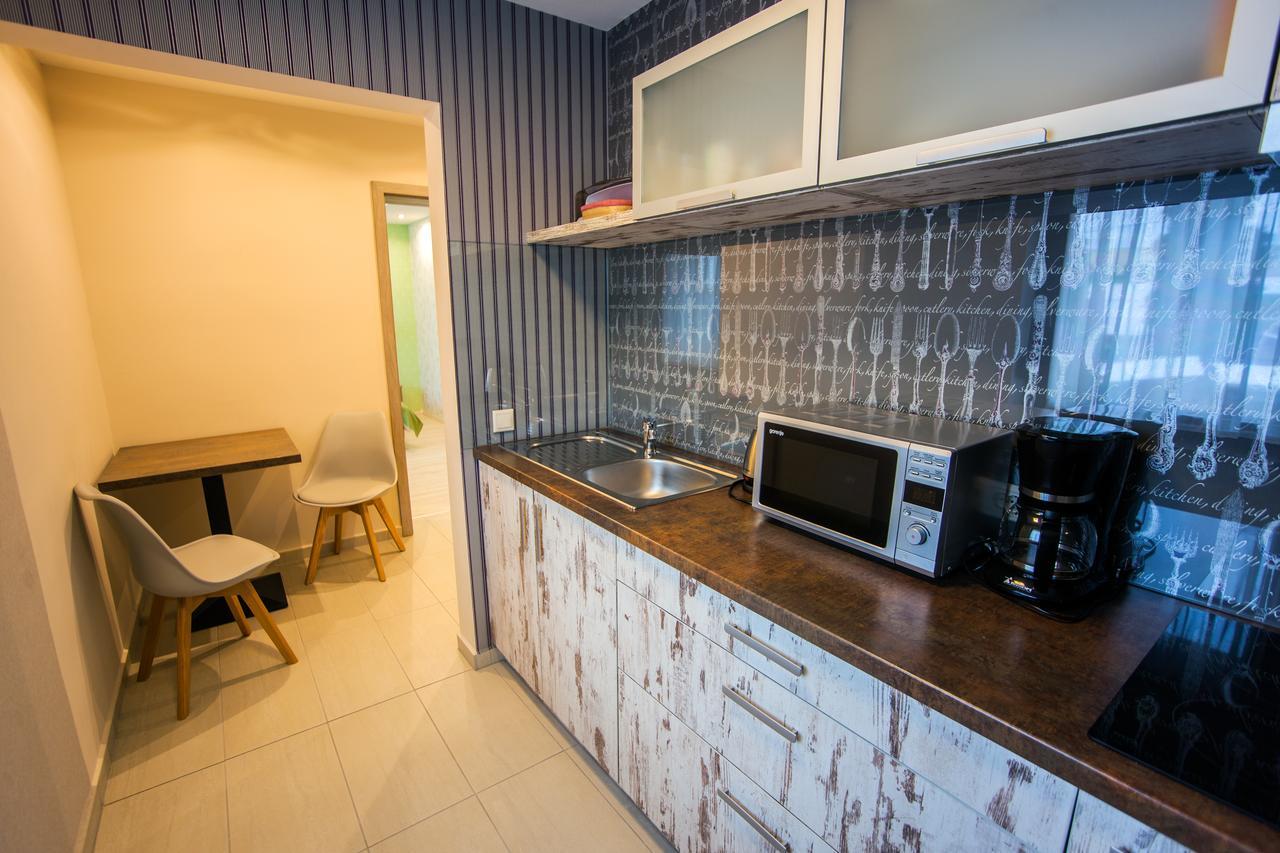 Levendula Apartmanhaz Sarvar Exterior photo